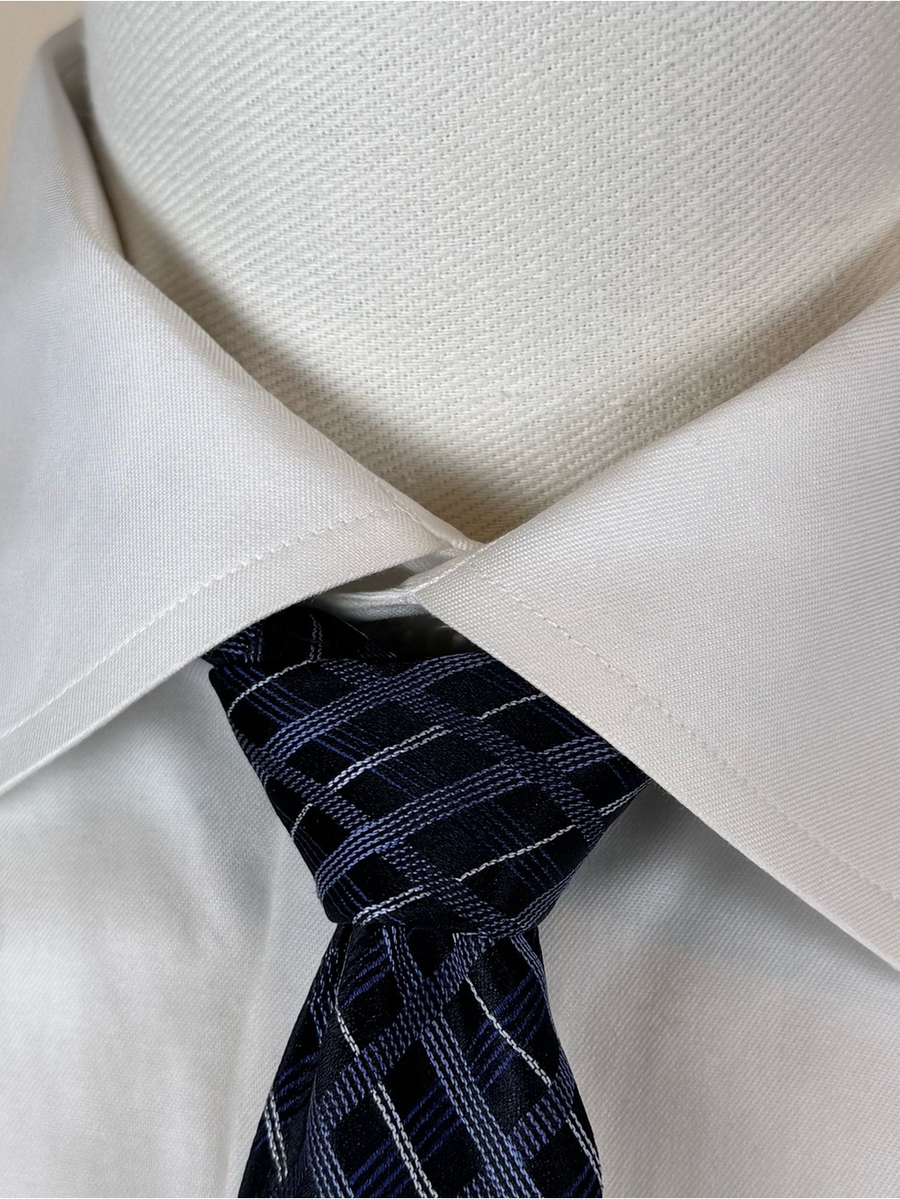 Kenneth Cole Men’s Necktie Navy and Light Blue Check Jacquard Silk Tie Tall